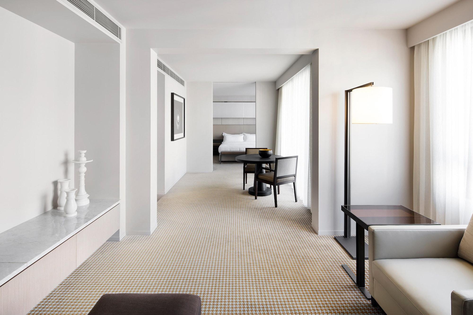 Hotel Realm Канберра Экстерьер фото A suite at The Standard East Village