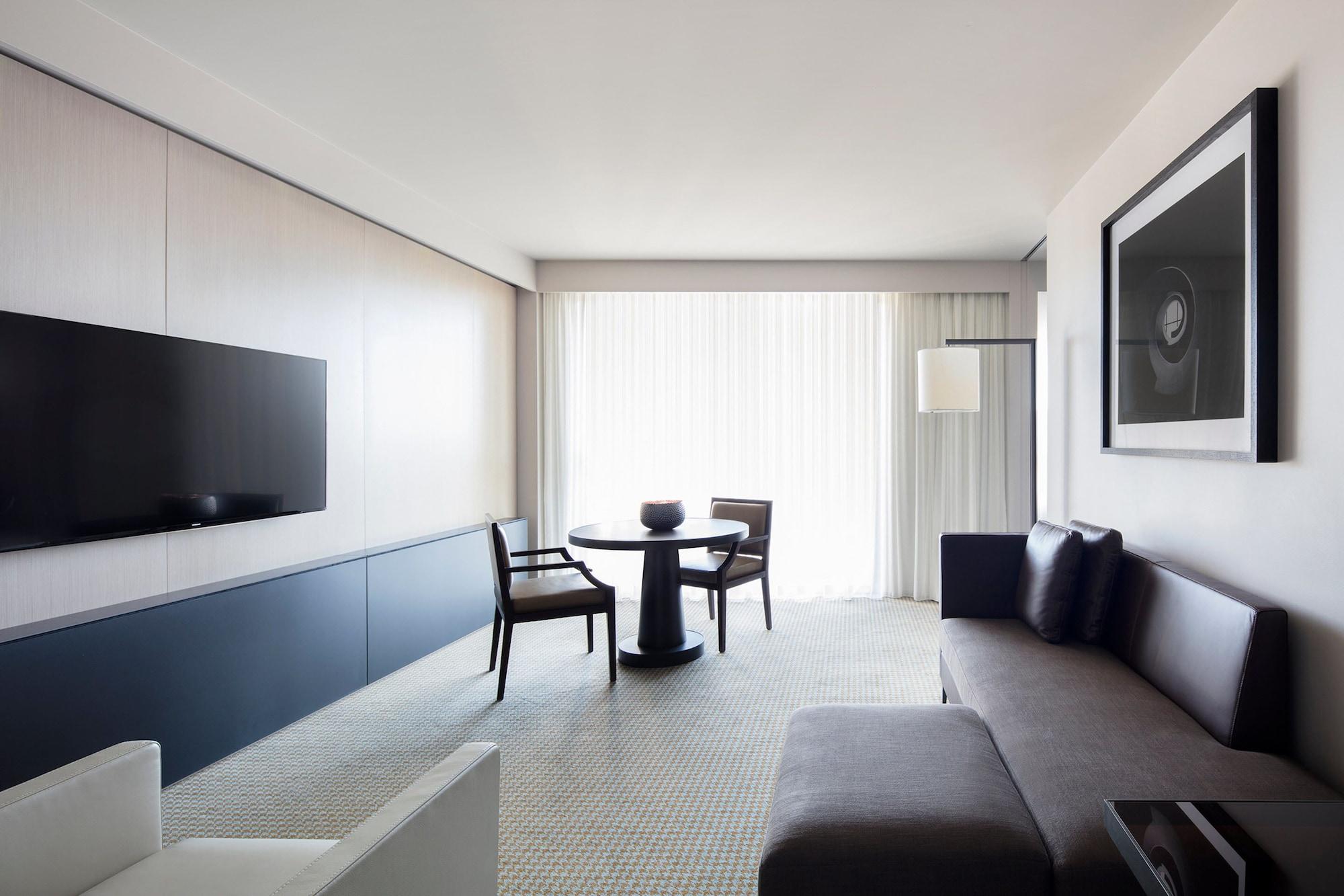 Hotel Realm Канберра Экстерьер фото